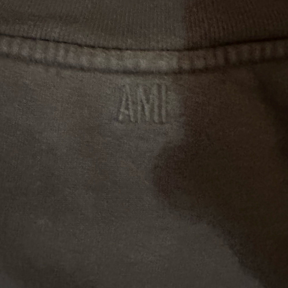 AMI Sweater - Picture 6 of 6
